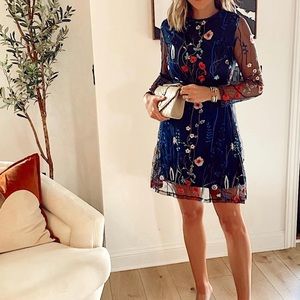 Floral Embroidery Mesh Round Neck Tunic S